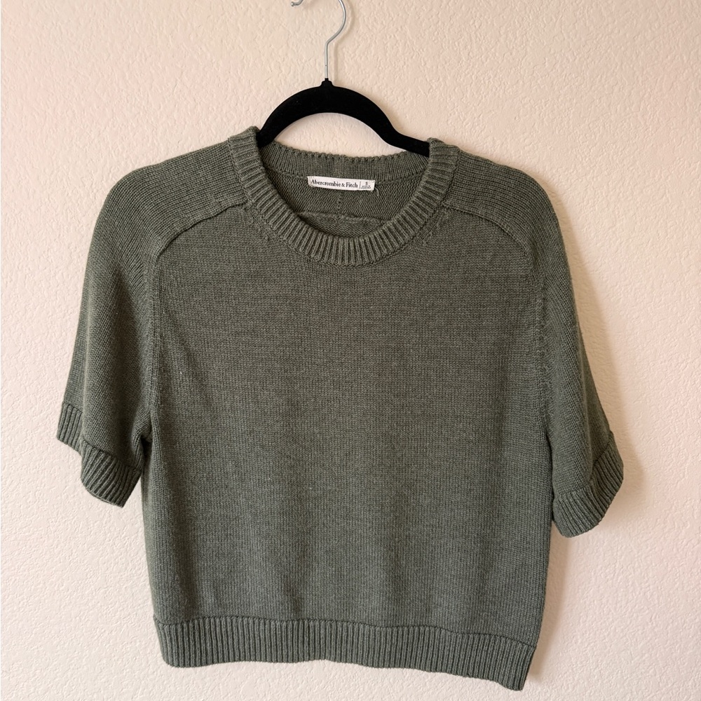 Abercrombie & Fitch Olive Knit Sweater
